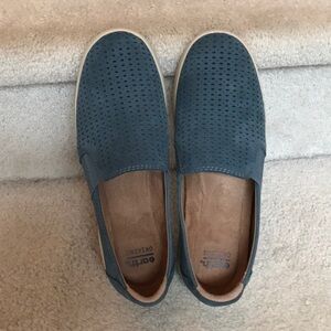 Earth Origins women denim suede Slip-On Shoes -never worn